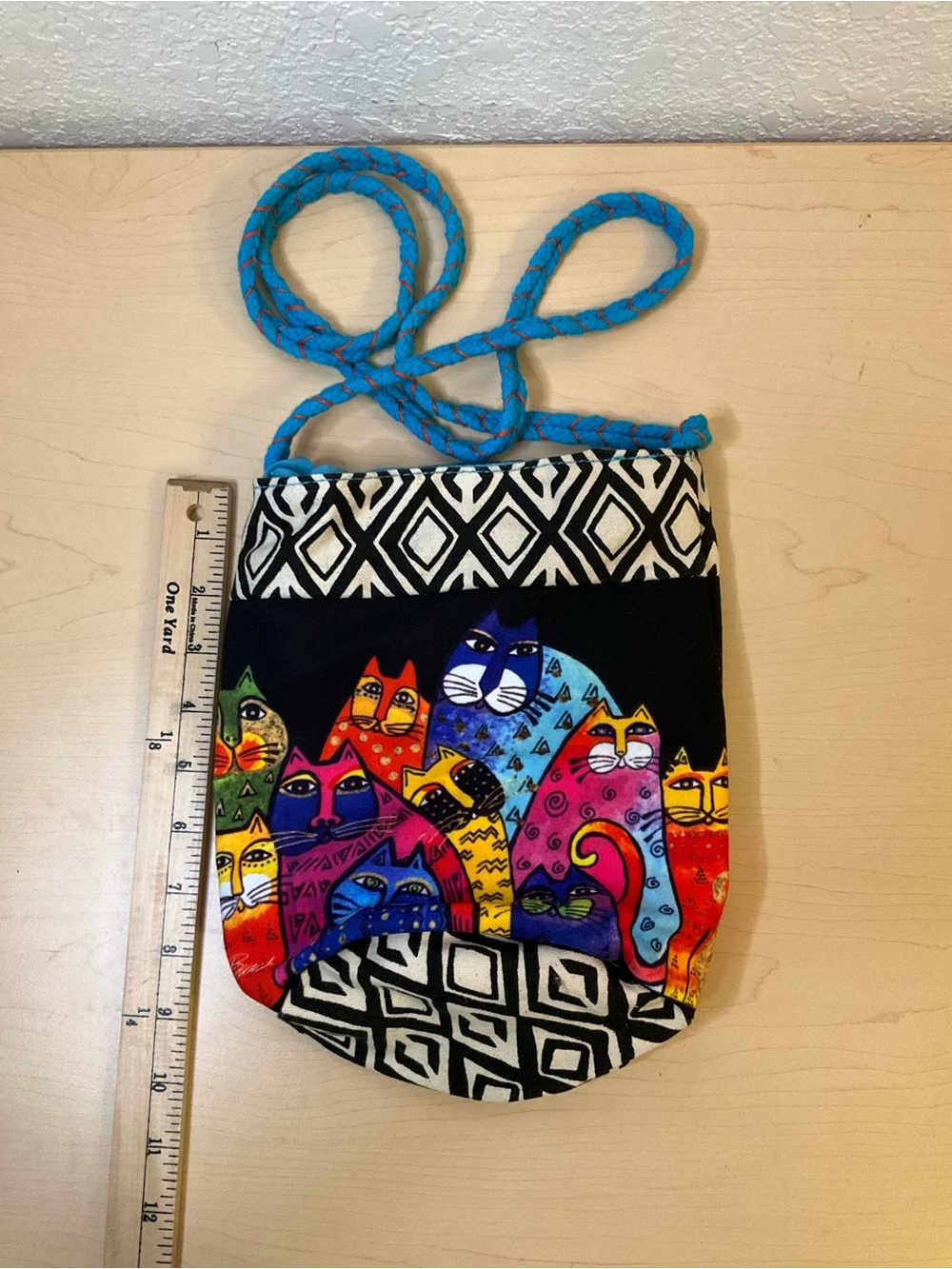Laurel Burch Colorful Cats Crossbody Bag Geometric Print